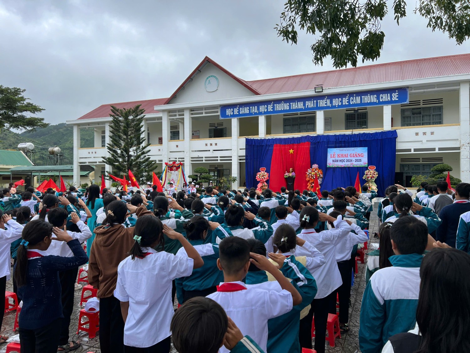 KHAI GIẢNG NĂM HỌC 2024-2025