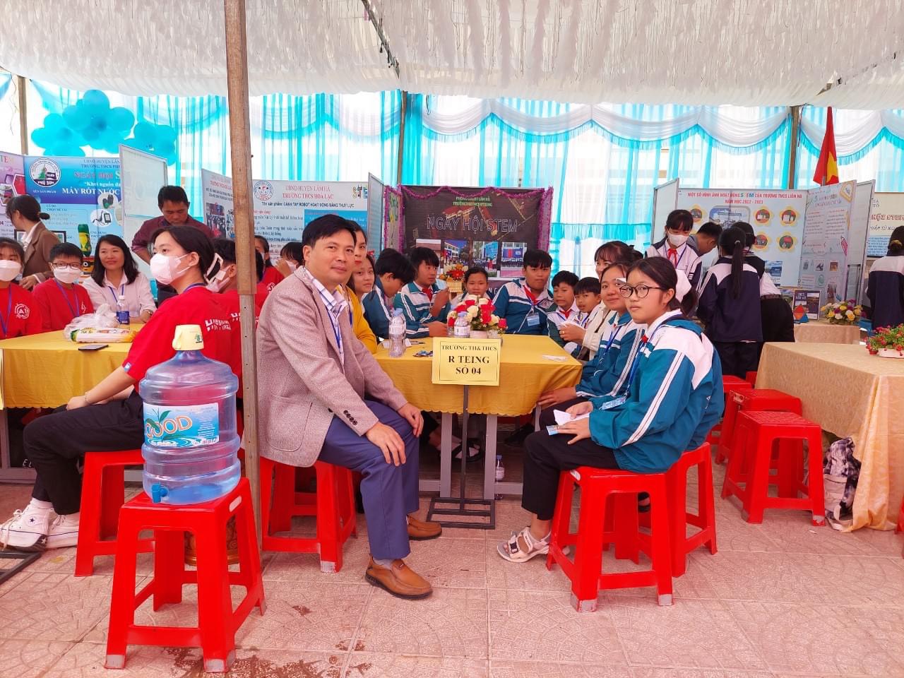 CÁC HỘI THI