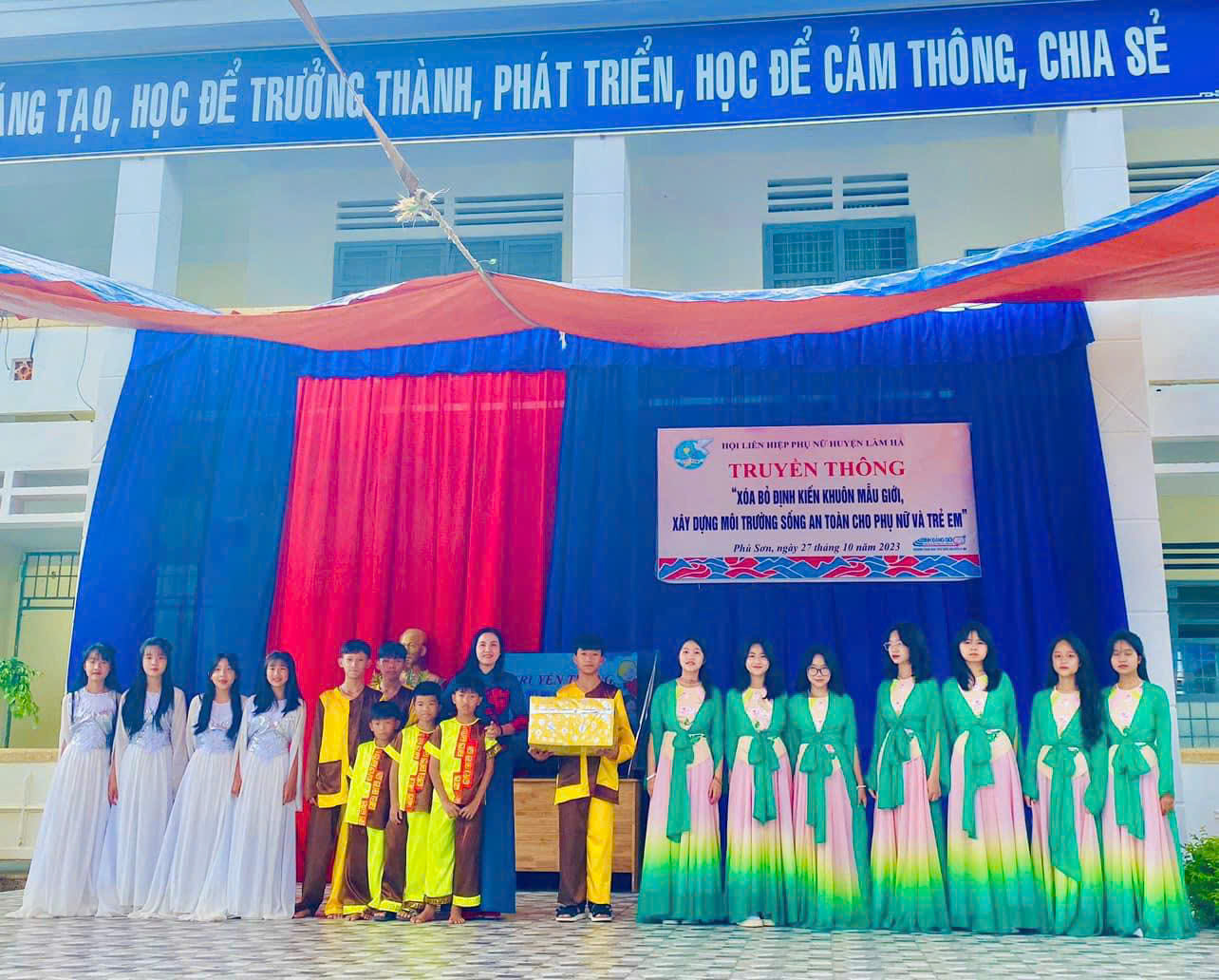 HOẠT ĐỘNG TUYÊN TRUYỀN
